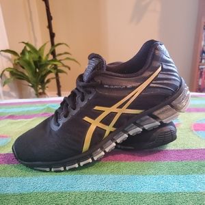 Ladies Asics gel quantum 180